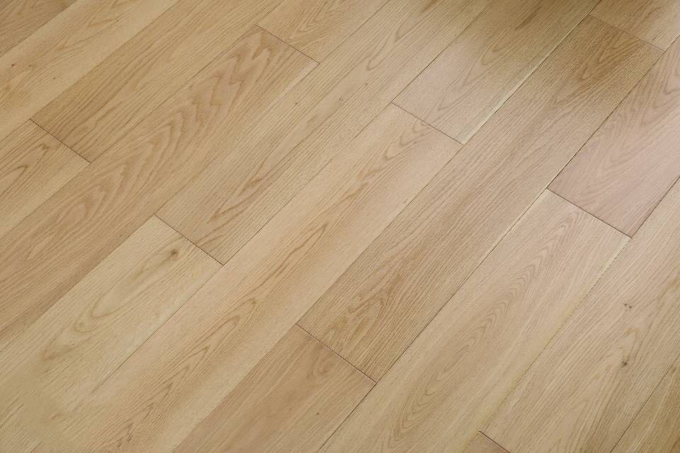 橡木仿古實(shí)木地板怎么樣？