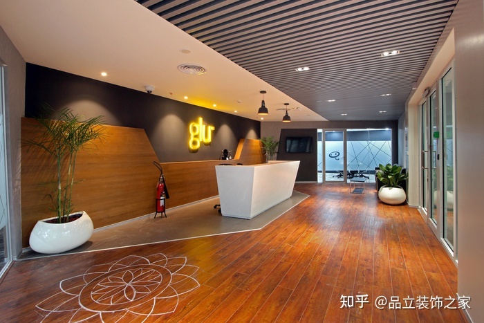 如何設(shè)計形象墻的布局，辦公室設(shè)計類別