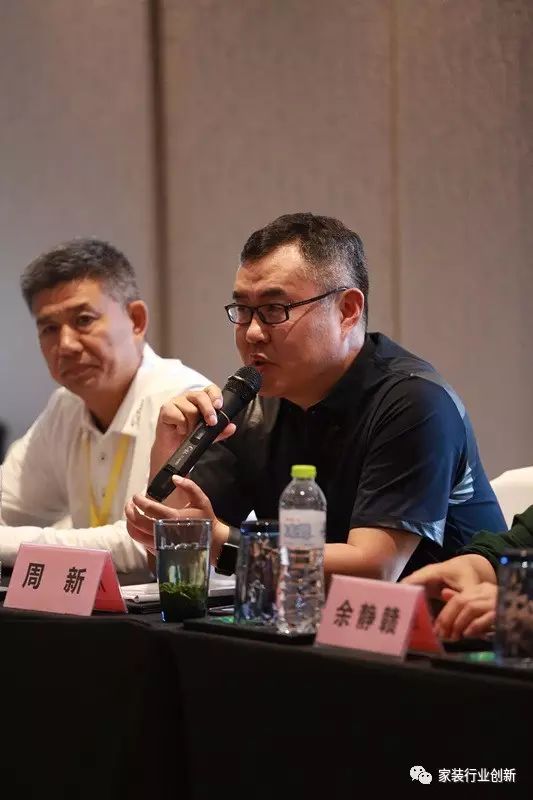 咖啡廳裝修效果圖 設(shè)計(jì)_上海裝修展會春亭設(shè)計(jì)棒_青島裝修設(shè)計(jì)