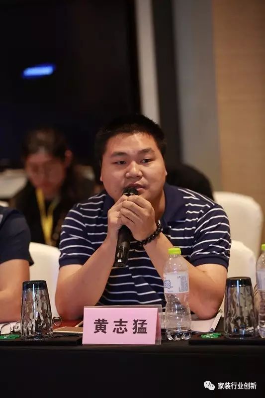 咖啡廳裝修效果圖 設(shè)計(jì)_上海裝修展會春亭設(shè)計(jì)棒_青島裝修設(shè)計(jì)