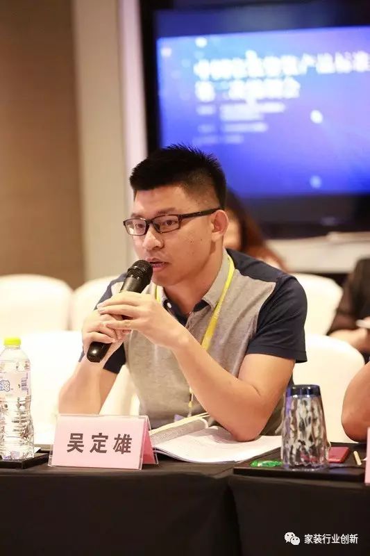 青島裝修設(shè)計(jì)_上海裝修展會春亭設(shè)計(jì)棒_咖啡廳裝修效果圖 設(shè)計(jì)