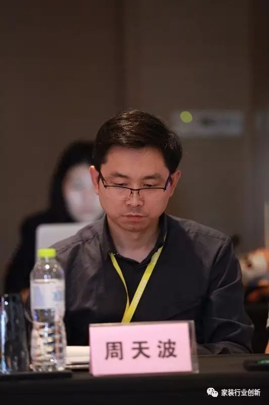 青島裝修設(shè)計(jì)_咖啡廳裝修效果圖 設(shè)計(jì)_上海裝修展會春亭設(shè)計(jì)棒